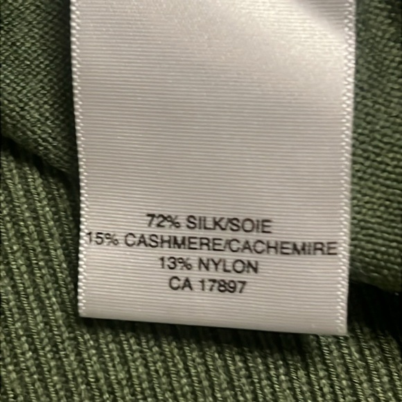 Silk & Cashmere Blend Banana Republic Classic V-Neck Green Sweater sz XL - Picture 7 of 7